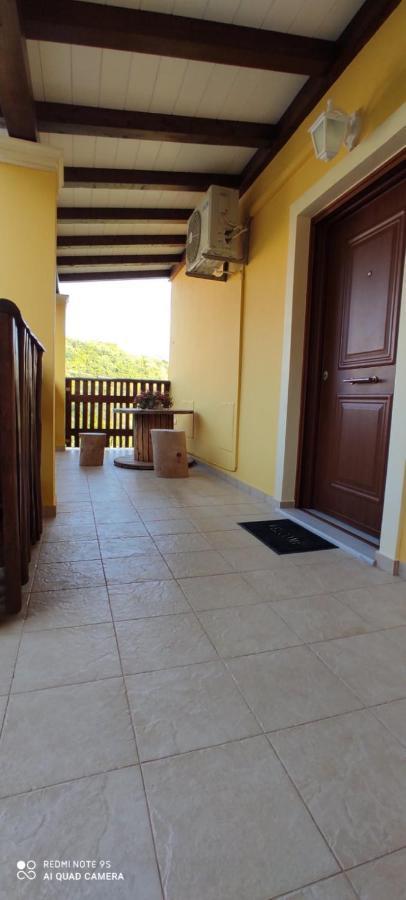 דירות מרטיאס Andri House מראה חיצוני תמונה