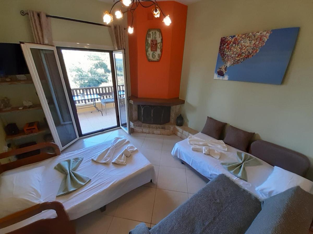 דירות מרטיאס Andri House מראה חיצוני תמונה