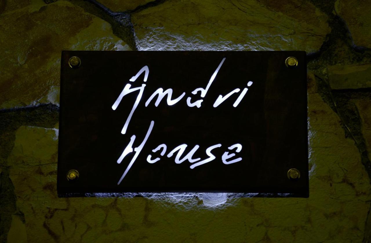 דירות מרטיאס Andri House מראה חיצוני תמונה