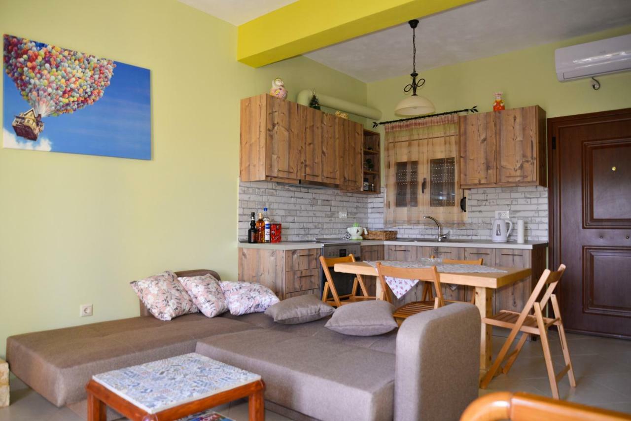 דירות מרטיאס Andri House מראה חיצוני תמונה